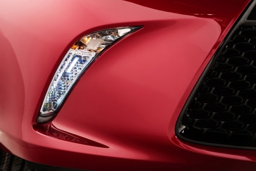 2015 Toyota Camry Sedan XSE DRL Detail