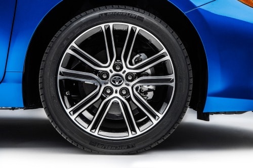 2016 Toyota Camry Special Edition Sedan Wheel