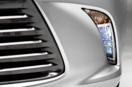2016 Toyota Camry XLE Sedan Fog Light Detail
