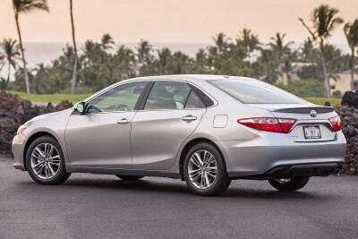 Used 2017 Toyota Camry Se Sedan Review Ratings Edmunds 2017 Toyota Camry Se Sedan Exterior
