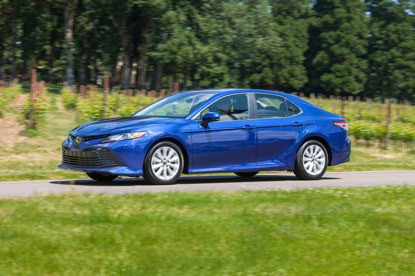 2019 Toyota Camry Prices Reviews And Pictures Edmunds