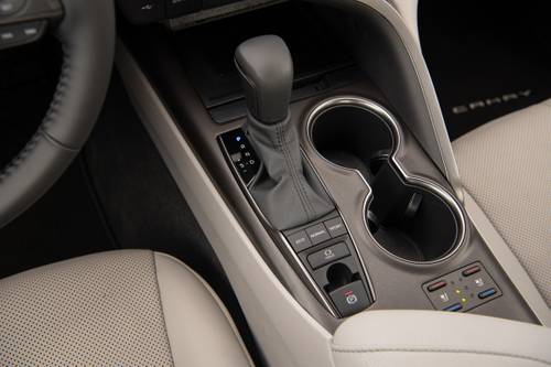 2021 Toyota Camry XSE Sedan Shifter