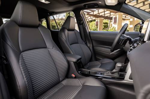 2023 Toyota Corolla Cross Hybrid XSE 4dr SUV Interior