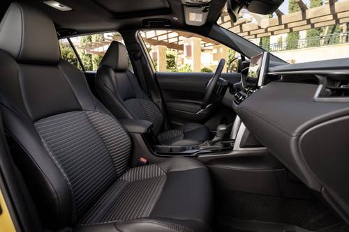 2023 Toyota Corolla Cross Hybrid XSE 4dr SUV Interior