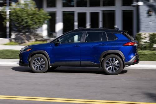 2025 Toyota Corolla Cross Hybrid SE 4dr SUV Profile