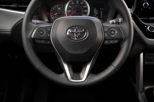 2025 Toyota Corolla Cross LE 4dr SUV Aux Controls