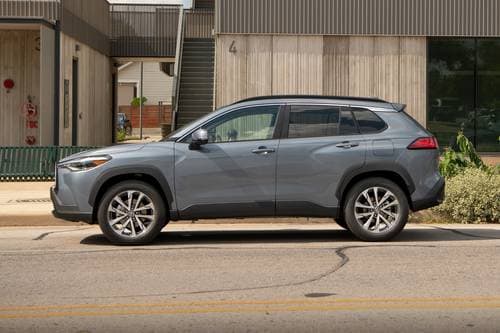 2025 Toyota Corolla Cross XLE 4dr SUV Profile