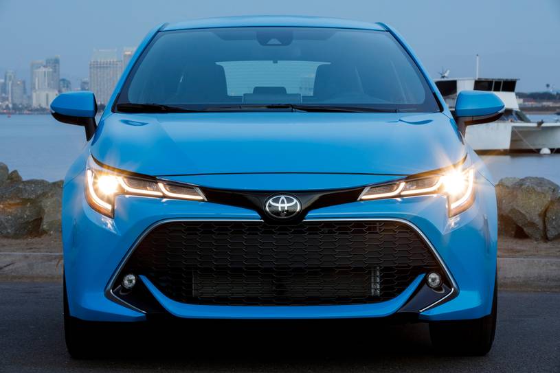 2020 Toyota Corolla Hatchback Pictures 124 Photos Edmunds