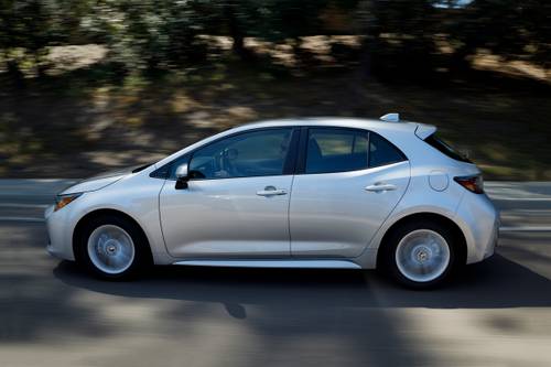 Toyota Corolla Hatchback SE 4dr Hatchback Profile
