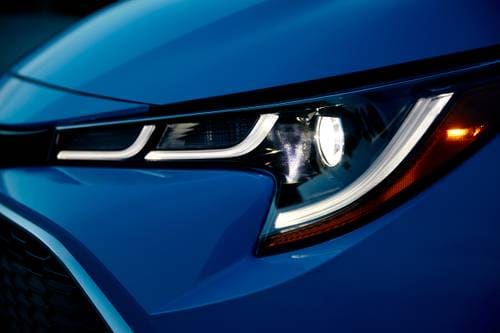 Toyota Corolla Hatchback XSE 4dr Hatchback Headlamp Detail