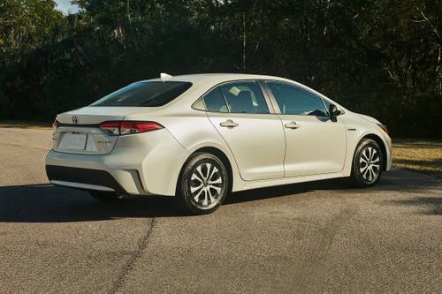 Toyota Corolla Hybrid LE Sedan Exterior