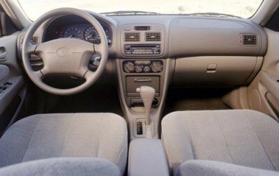Used 2001 Toyota Corolla Pictures 37 Photos Edmunds