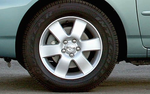 2005 Toyota Corolla LE Alloy Wheel