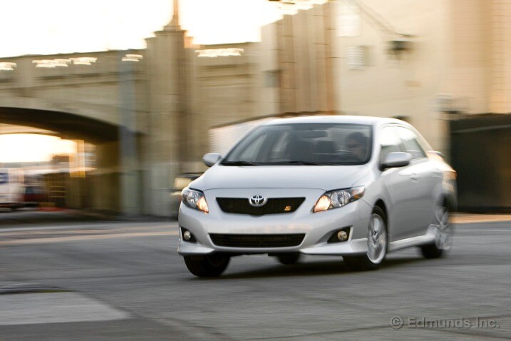 09 Toyota Corolla S Road Test Edmunds