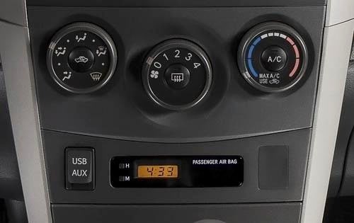 2011 Toyota Corolla S Center Console