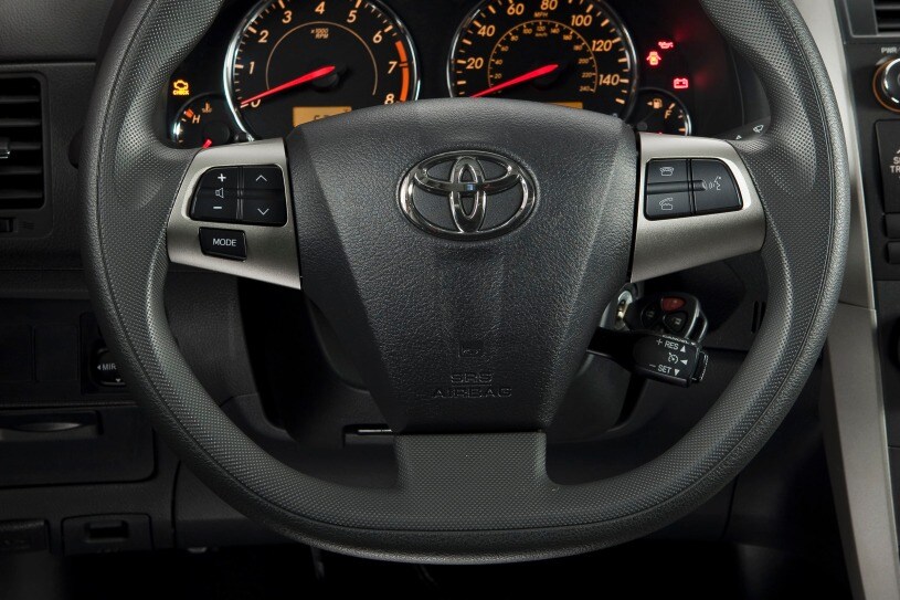 2012 Toyota Corolla Pictures 97 Photos Edmunds