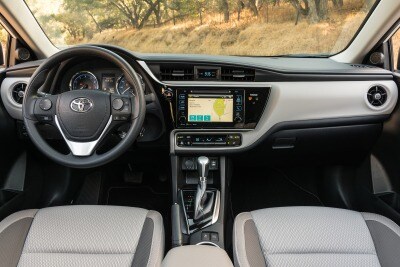 2017 Toyota Corolla Pictures 163 Photos Edmunds 2017 Toyota Corolla Le Eco W Premium Package Sedan Dashboard