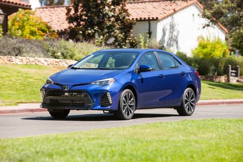 Toyota Corolla SE Sedan Exterior
