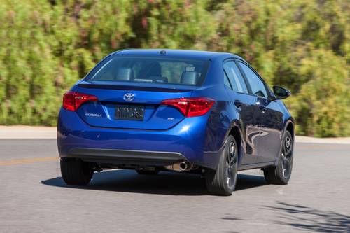 Toyota Corolla SE Sedan Exterior