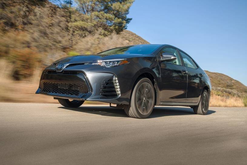 2018 Toyota Corolla Pictures 229 Photos Edmunds