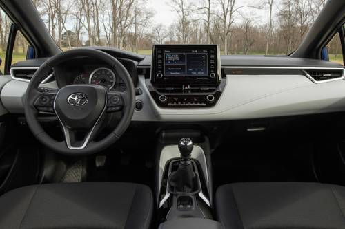 Toyota Corolla SE Sedan Dashboard