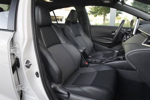 2025 toyota corolla xse