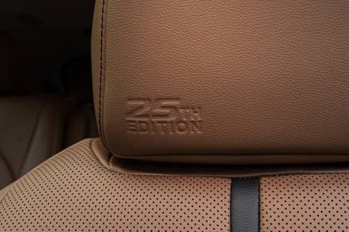 2025 toyota highlander hybrid limited 25th edition
