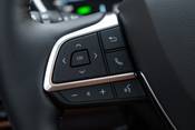 2025 Toyota Highlander Hybrid Platinum 4dr SUV Aux Controls