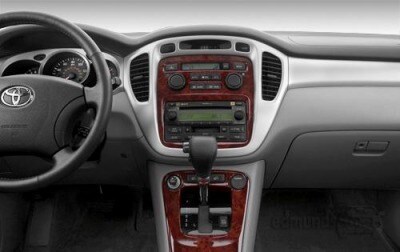 Used 2005 Toyota Highlander Limited Suv Features Specs Edmunds 2005 Toyota Highlander Center Console