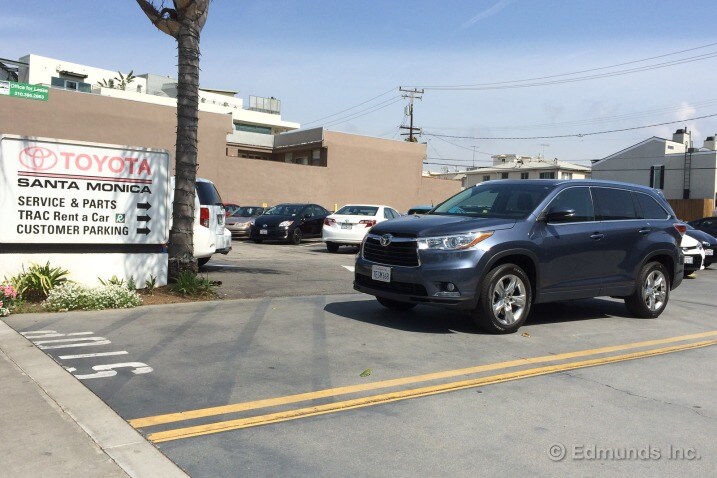 Toyota Santa Monica Service >> 2014 Toyota Highlander Edmunds Road Test Toyota Santa Monica Service >> 2014 Toyota Highlander Edmunds Road Test