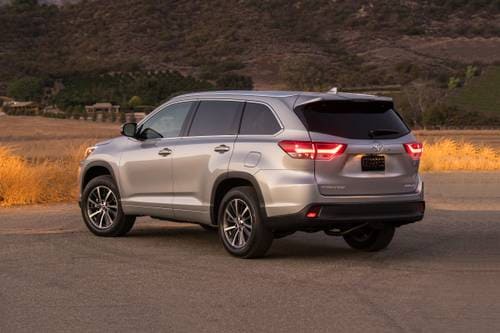 Toyota Highlander XLE 4dr SUV Exterior