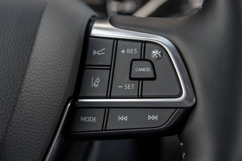Toyota Highlander Platinum 4dr SUV Aux Controls