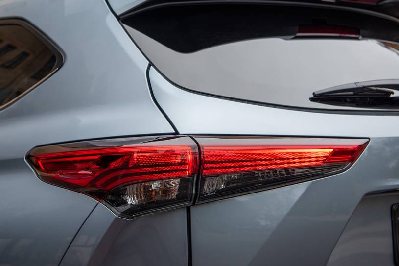 Toyota Highlander Platinum 4dr SUV Exterior Detail