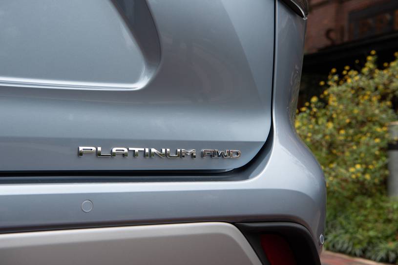Toyota Highlander Platinum 4dr SUV Rear Badge