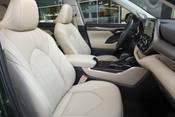 Toyota Highlander Limited 4dr SUV Interior