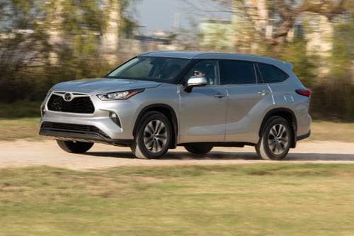 Toyota Highlander XLE 4dr SUV Exterior Shown