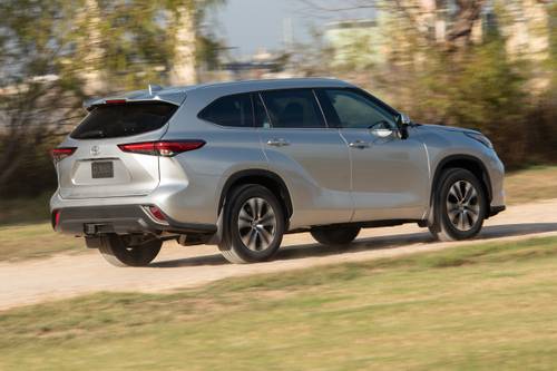 Toyota Highlander XLE 4dr SUV Exterior