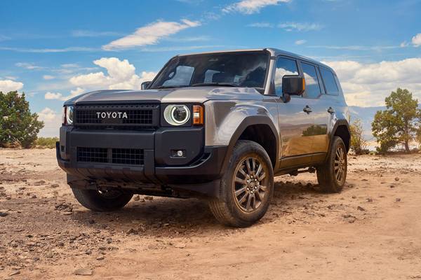 Jeep Vs Toyota Look Alike: Which SUV Reigns Supreme?