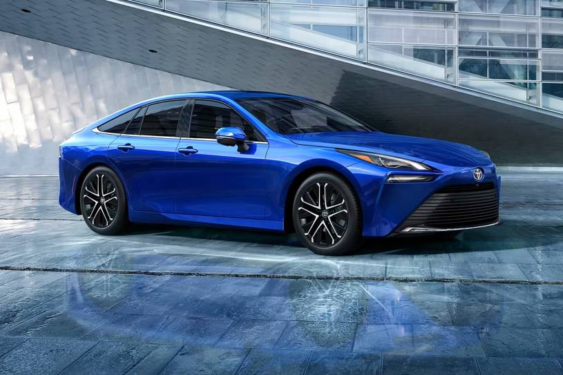 2026 Toyota Mirai XLE Sedan Exterior 2026 Toyota Mirai XLE Sedan Exterior