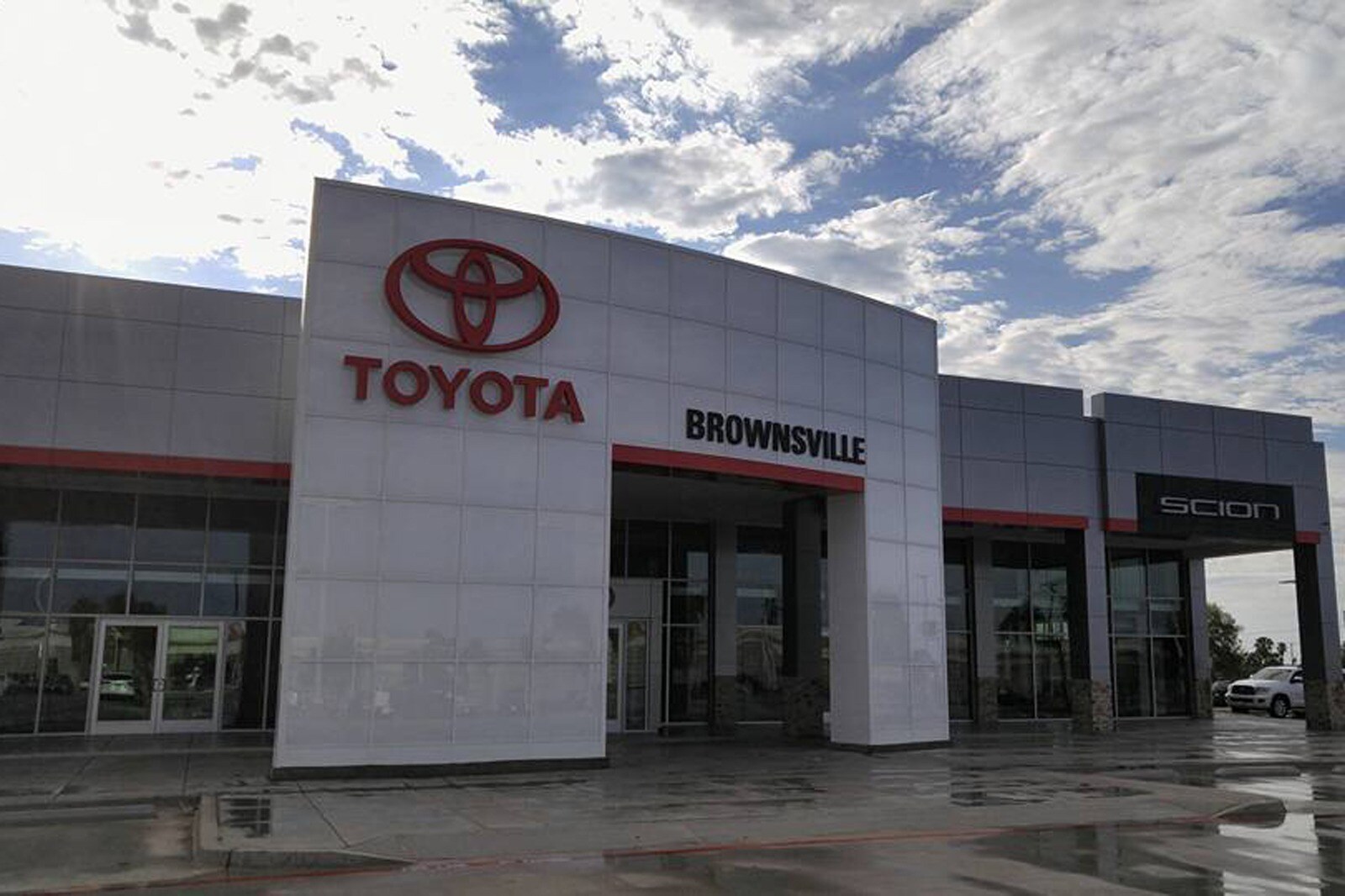 Brownsville Toyota Hosts Wellness Festival Inspired by Latino