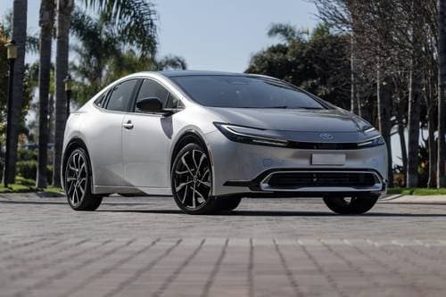 2025 Toyota Prius Plug-In Hybrid XSE Premium 4dr Hatchback Exterior Shown