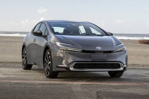 2025 Toyota Prius Plug-In Hybrid XSE Premium 4dr Hatchback Exterior Shown
