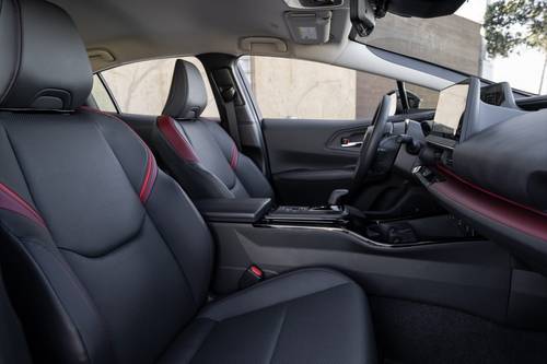 2025 Toyota Prius Plug-In Hybrid XSE Premium 4dr Hatchback Interior