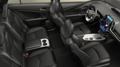2018 Toyota Prius Prime Plus Hatchback Review Ratings Edmunds 2018 Toyota Prius Prime Hatchback