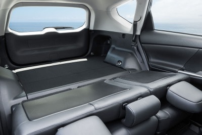 2016 Toyota Prius V Wagon Review Edmunds 2016 Toyota Prius V Five Wagon Interior Shown