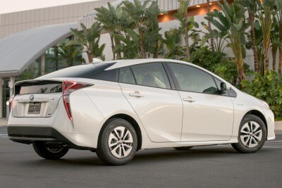 2016 Toyota Prius Hatchback Review Edmunds 2016 Toyota Prius Two Eco 4dr Hatchback Exterior