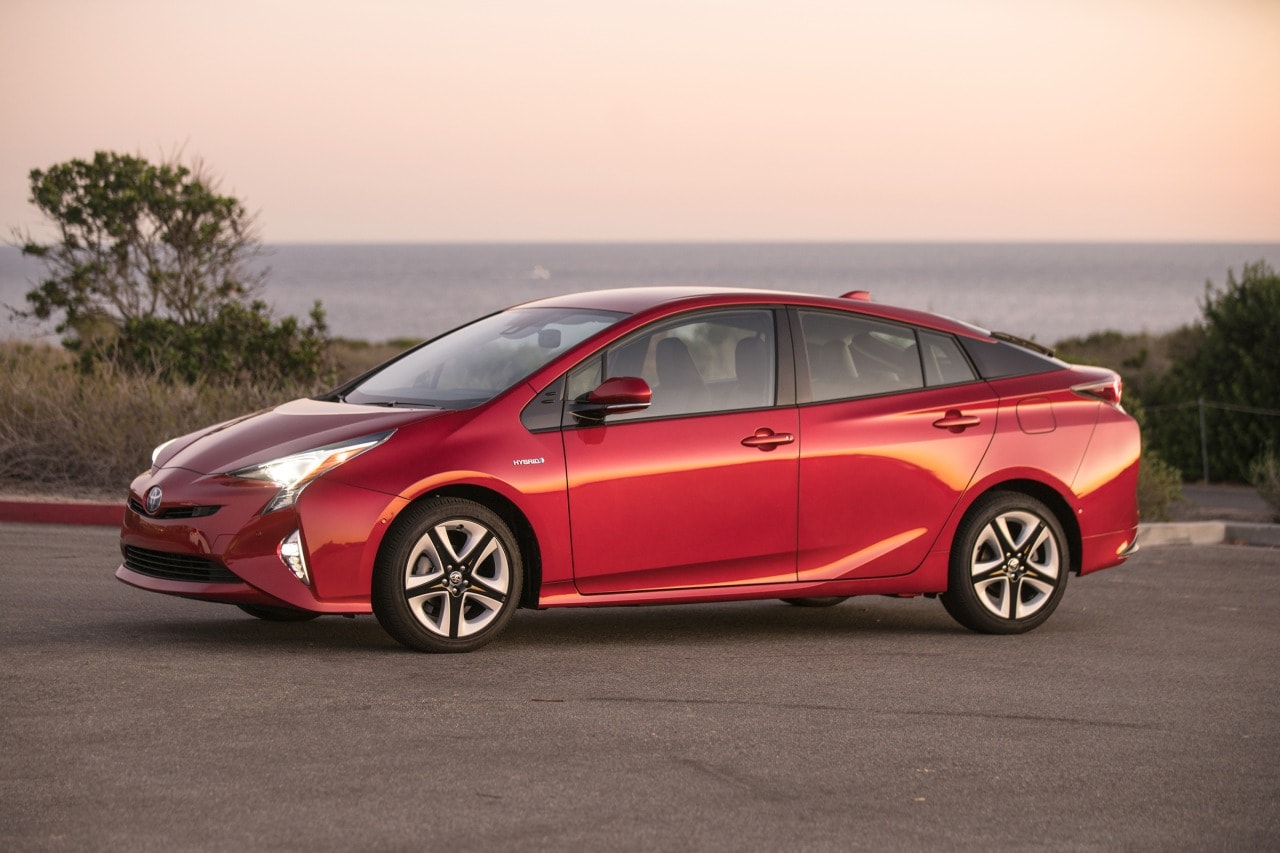2017 Toyota Prius Hatchback Pricing For Sale Edmunds