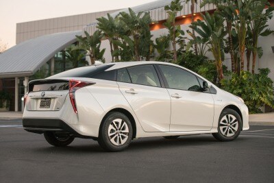 Used 2017 Toyota Prius Two Eco Hatchback Review Ratings Edmunds 2017 Toyota Prius Two Eco 4dr Hatchback Exterior