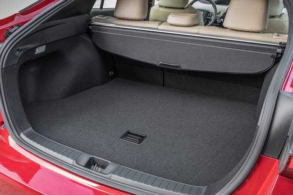 2019 Toyota Prius Vs Volkswagen E Golf