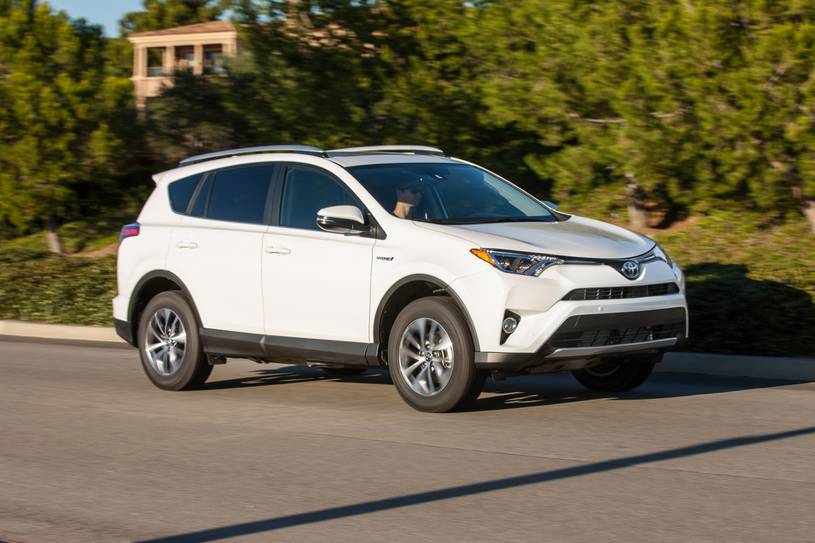 2018 Toyota RAV4 Hybrid Pictures - 173 Photos | Edmunds